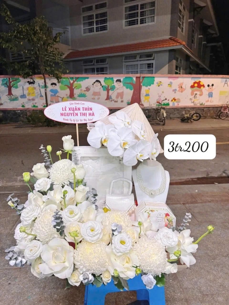 Đại Lễ Trắng Cô Võ Thị Sáu
