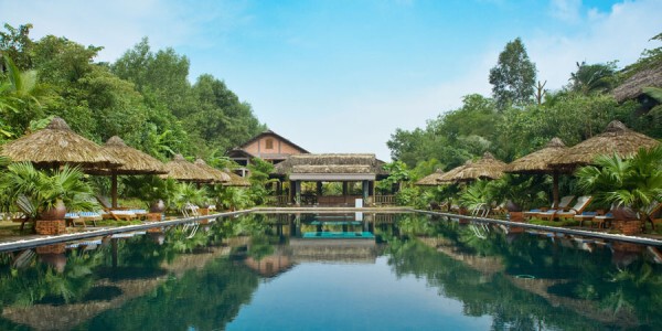 Pilgrimage Village Hue Pool 600 X 300