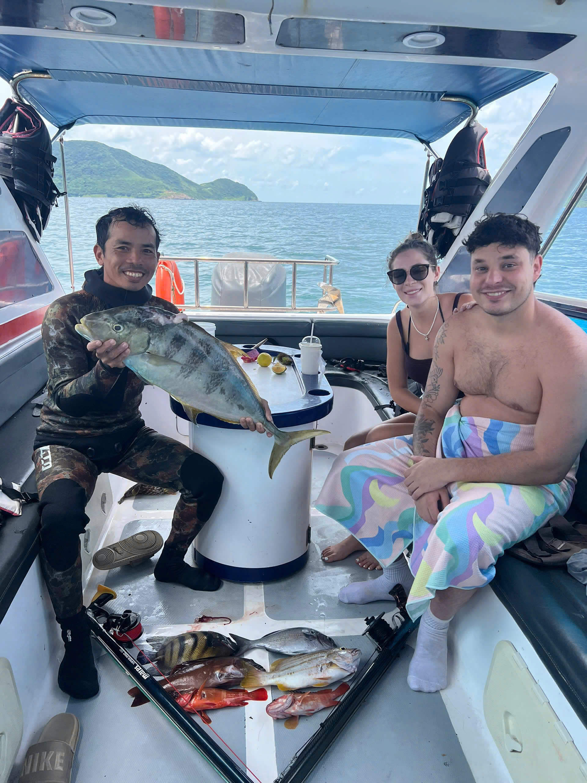 San Bat Ca Con Dao